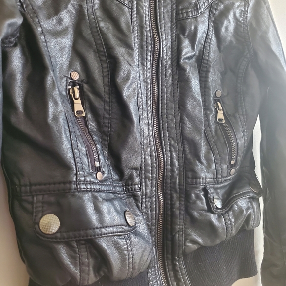 A Ci Sono light Jacket - Picture 6 of 6